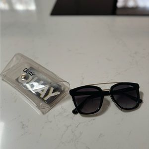 Brand new Quay sunglasses